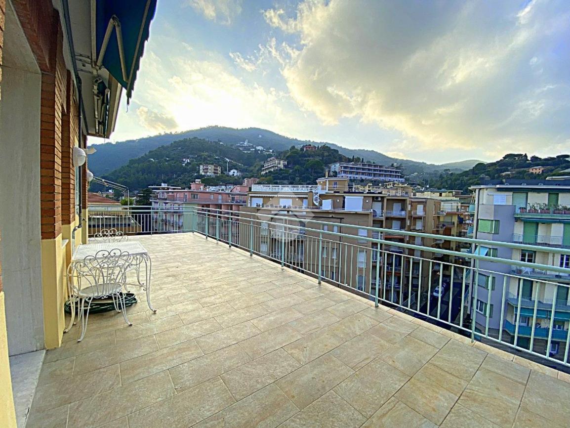 Residence Cristallo Аласио Екстериор снимка